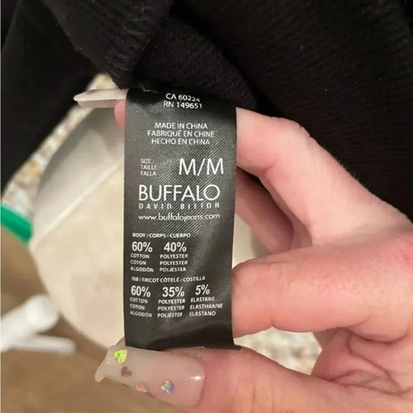 NWT DAVID BITTON BUFFALO SWEATSHIRTS BLACK/GOLD SIZE M - Picture 2 of 12